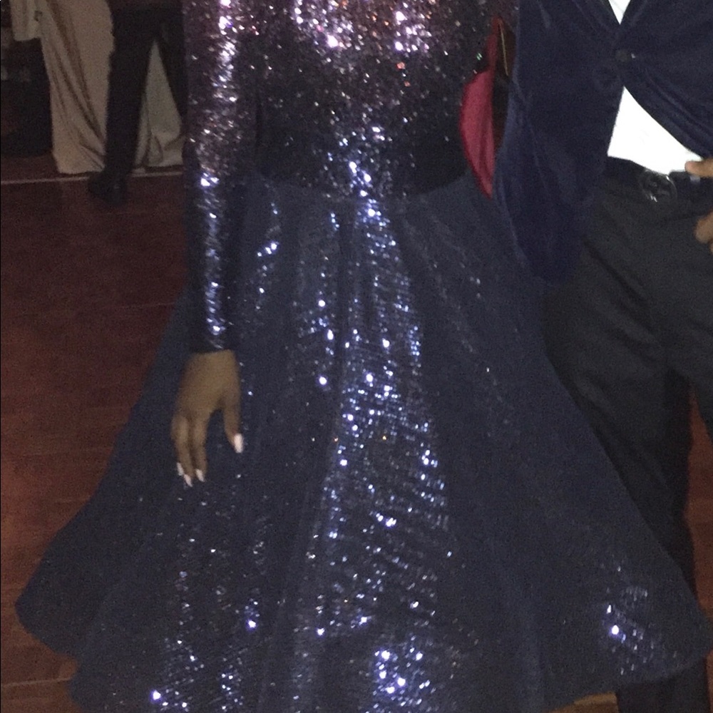 Beautiful customized ombré dress. - Picture 5 of 5